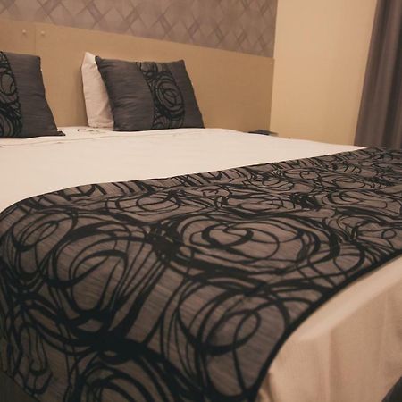 Summit Suites Hotel Cacapava Esterno foto