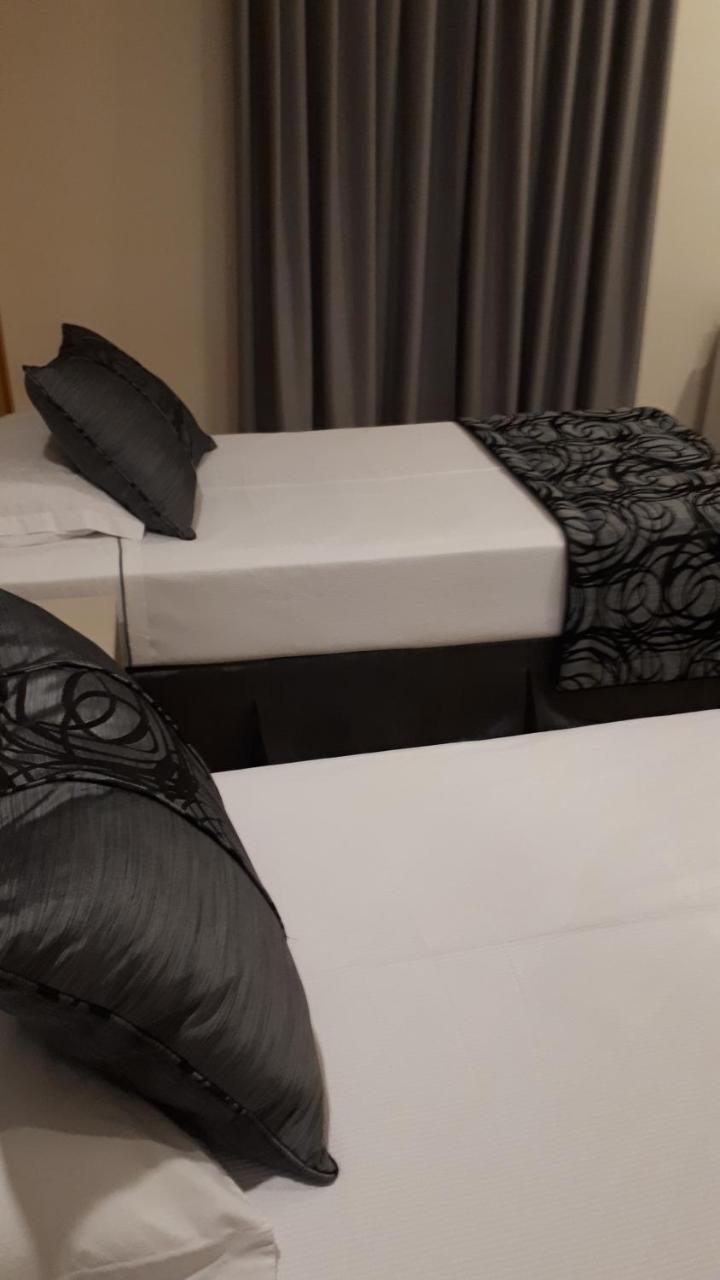 Summit Suites Hotel Cacapava Esterno foto