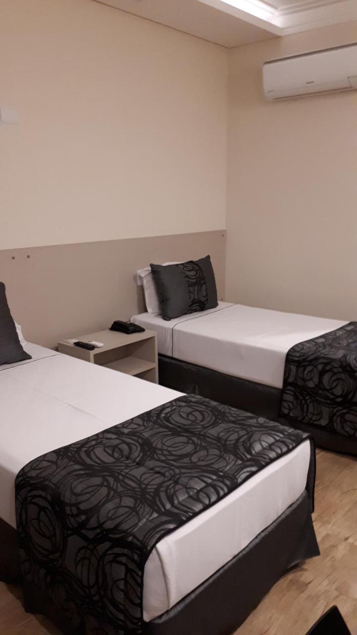 Summit Suites Hotel Cacapava Esterno foto