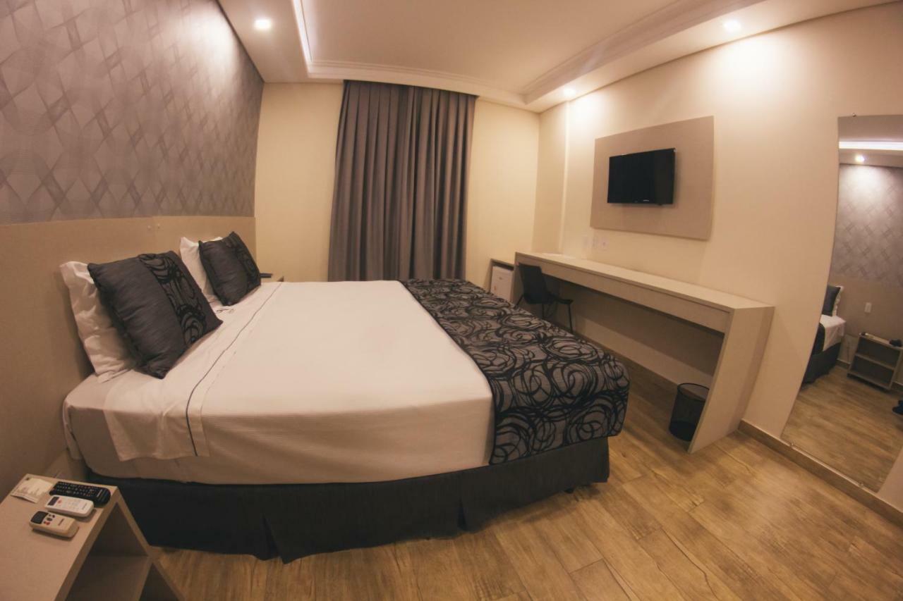 Summit Suites Hotel Cacapava Esterno foto