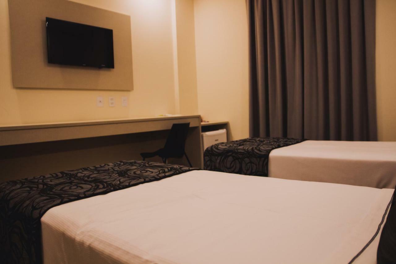 Summit Suites Hotel Cacapava Esterno foto