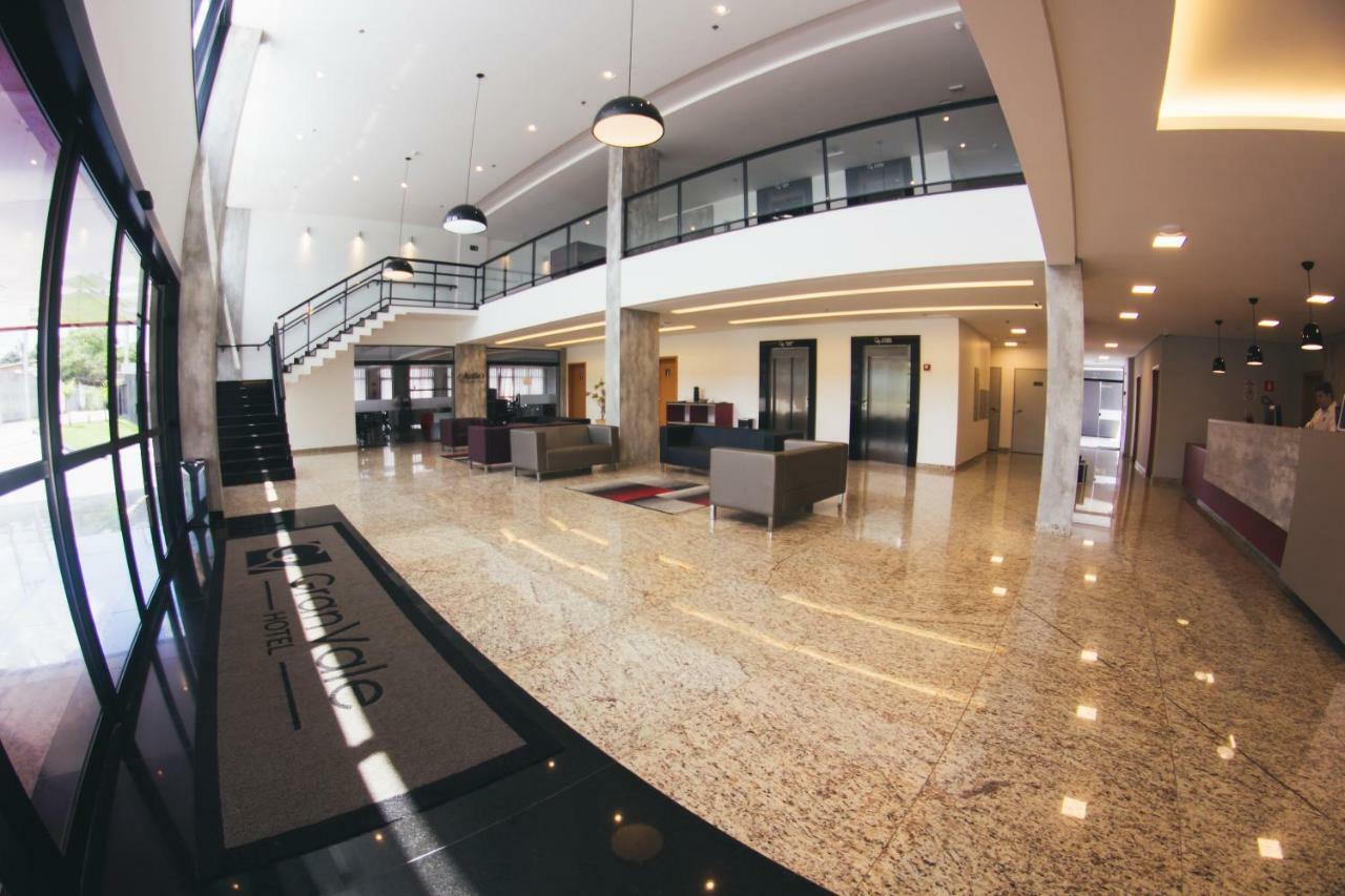 Summit Suites Hotel Cacapava Esterno foto